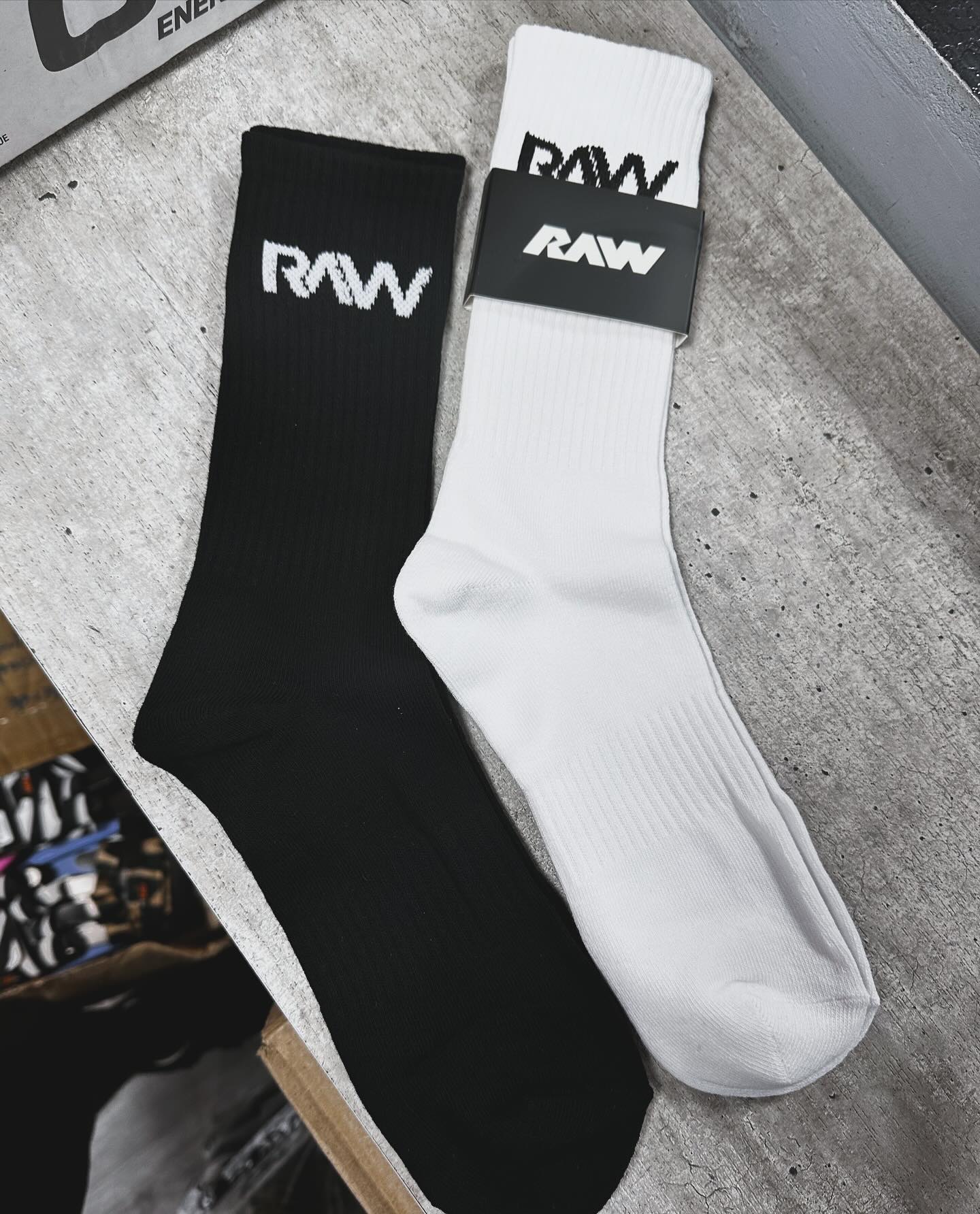 Endurance Essential Socks – Get Raw Nutrition